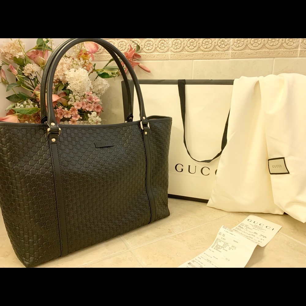 - SOLD - NEW Gucci Black Micro Guccissima Leather Tote  Bag